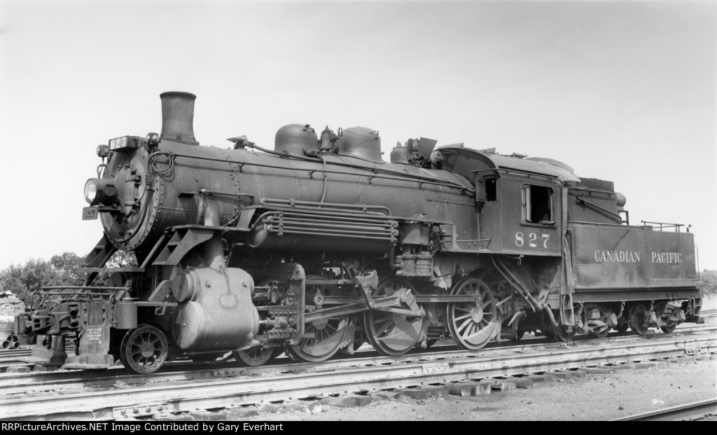 CP 4-6-0 #827 - Canadian Pacific